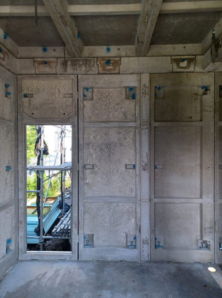 「コンクリート住宅のすすめ_２」