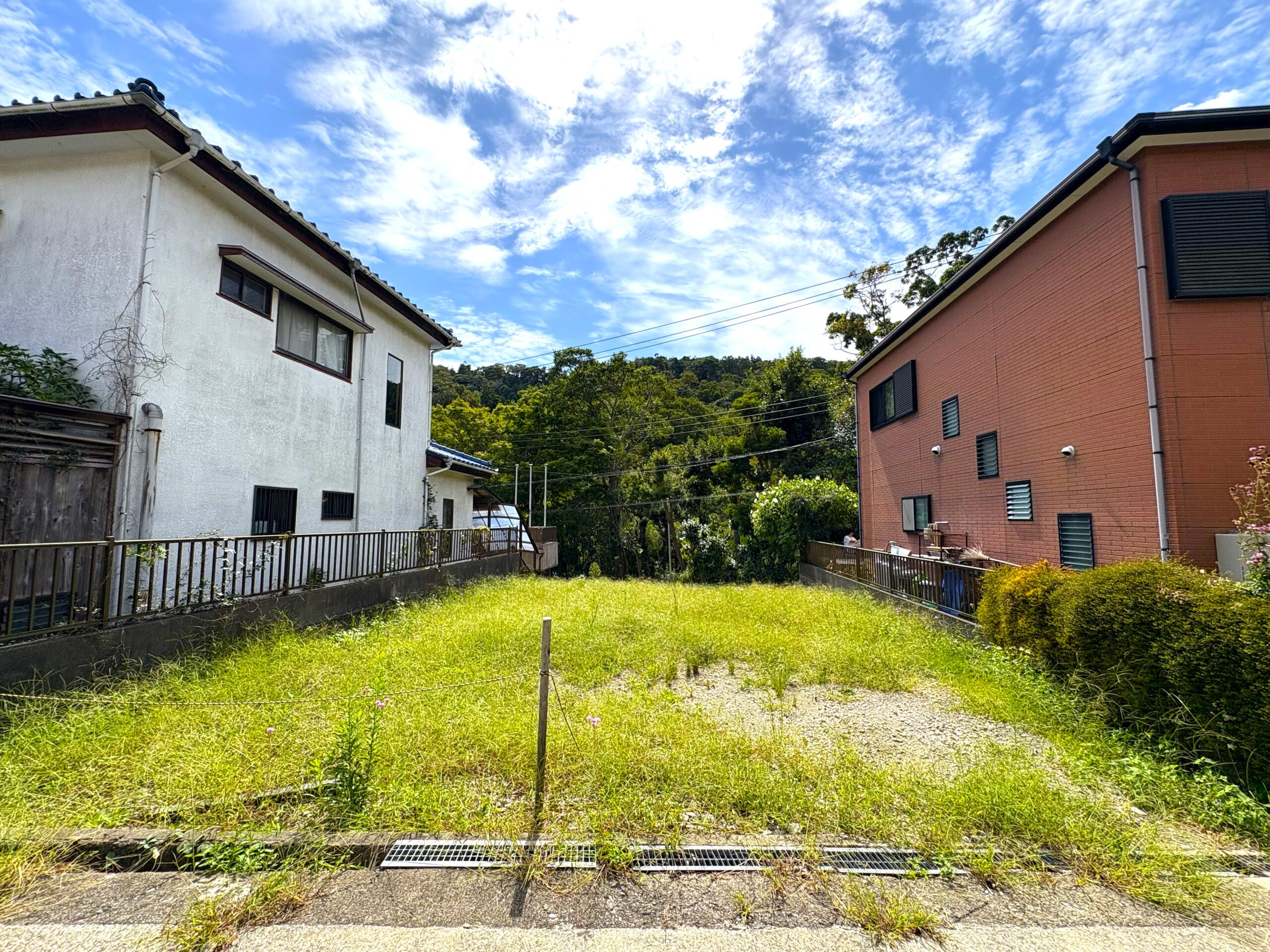 【売地】葉山町下山口 売地＋参考プラン「HAYAMA Doggy House Plan」（建築条件なし）
